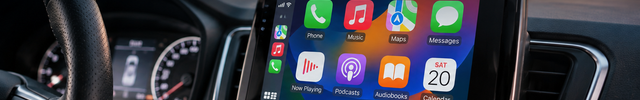Autoradio CarPlay banner - dashboardscherm met kleurrijke CarPlay-interface | VCTparts