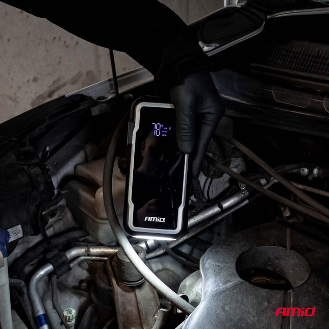 AMiO Portable 3 - in - 1 Jump Starter LED Powerbank – 12V 12Ah – 1600A – Compact en Krachtig - VCTparts.nl