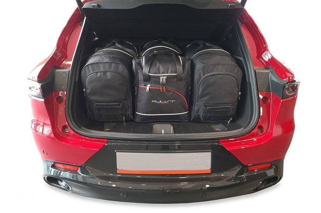 Kjust Kjust Reistassenset voor Alfa Romeo Tonale vanaf 2022 - Set van 4 Tassen met 2 Roltassen 1 Sporttas en 1 Vliegtuigtas Harvest Automotive 1