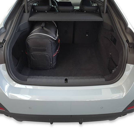 Kjust Kjust Reistassenset voor BMW 4 serie Gran coupe vanaf 2021 - Set van 5 Tassen met 2 Roltassen 1 Sporttas en 2 Vliegtuigtassen Harvest Automotive 5