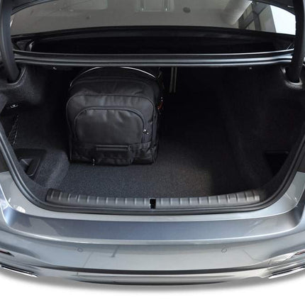 Kjust Kjust Reistassenset voor BMW 5 serie Sedan 2017-2023 - Set van 4 Tassen met 2 Roltassen en 2 Sporttassen Harvest Automotive 4