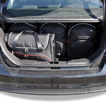 Kjust Kjust Reistassenset voor Ford Focus Sedan 2011-2014 - Set van 5 Tassen met 3 Roltassen en 2 Vliegtuigtassen Harvest Automotive 2