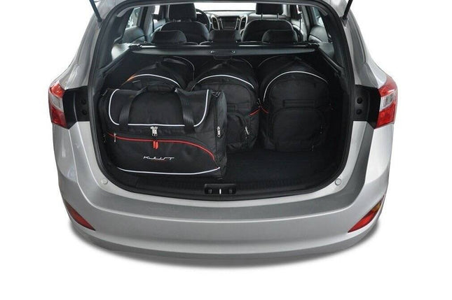 Kjust Kjust Reistassenset voor Hyundai i30 Tourer 2012-2017 - Set van 5 Tassen met 3 Roltassen en 2 Vliegtuigtassen Harvest Automotive 2