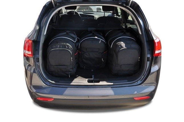 Kjust Kjust Reistassenset voor Kia Ceed Sportswagon 2012-2018 - Set van 4 Tassen met 3 Roltassen en 1 Sporttas Harvest Automotive 2