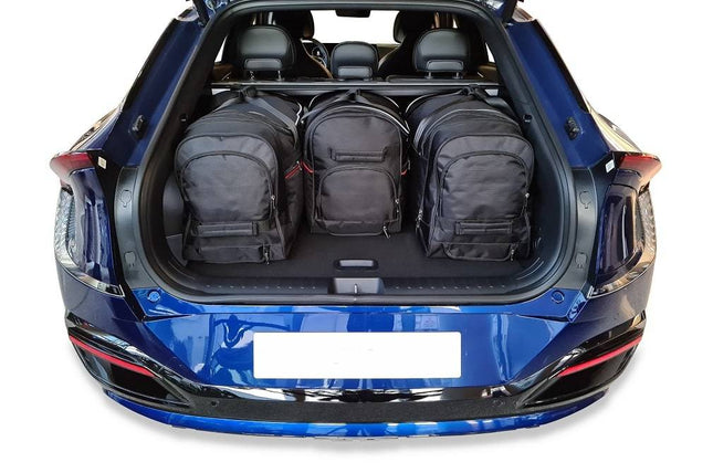 Kjust Kjust Reistassenset voor Kia EV6 vanaf 2021 - Set van 4 Tassen met 3 Roltassen en 1 Vliegtuigtas Harvest Automotive 2