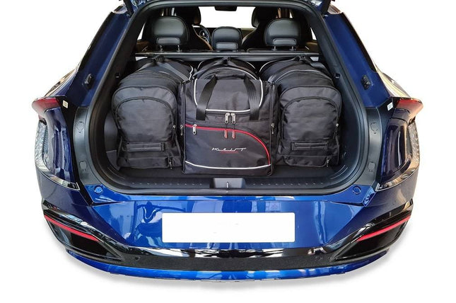 Kjust Kjust Reistassenset voor Kia EV6 vanaf 2021 - Set van 4 Tassen met 3 Roltassen en 1 Vliegtuigtas Harvest Automotive 1