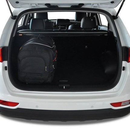 Kjust Kjust Reistassenset voor Kia Sportage 5-deurs 2016-2021 - Set van 4 Tassen met 2 Roltassen en 2 Vliegtuigtassen Harvest Automotive 4