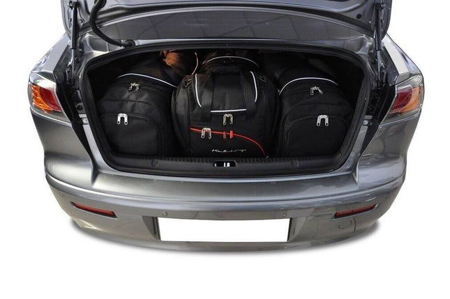 Kjust Kjust Reistassenset voor Mitsubishi Lancer Sedan 2008-2016 - Set van 4 Tassen met 2 Roltassen en 2 Sporttassen Harvest Automotive 1