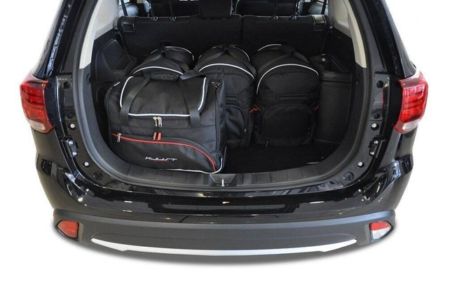 Kjust Kjust Reistassenset voor Mitsubishi Outlander 2013-2024 - Set van 5 Tassen met 3 Roltassen en 2 Sporttassen Harvest Automotive 2