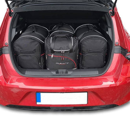 Kjust Kjust Reistassenset voor Opel Astra 5-deurs vanaf 2022 - Set van 4 Tassen met 2 Roltassen 1 Sporttas en 1 Vliegtuigtas Harvest Automotive 5
