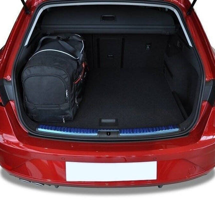 Kjust Kjust Reistassenset voor Seat Leon 5-deurs 2013-2020 - Set van 4 Tassen met 2 Roltassen en 2 Sporttassen Harvest Automotive 4