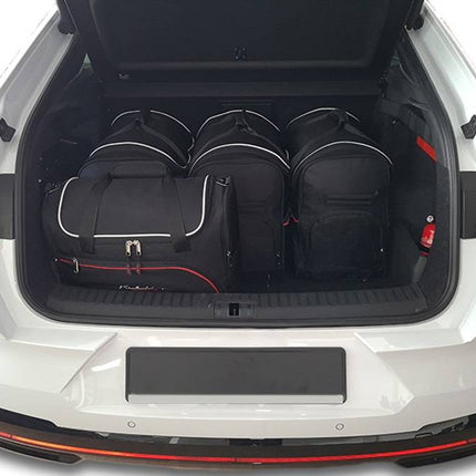 Kjust Kjust Reistassenset voor Skoda Enyaq Coupe vanaf 2022 - Set van 5 Tassen met 3 Roltassen en 2 Vliegtuigtassen Harvest Automotive 2