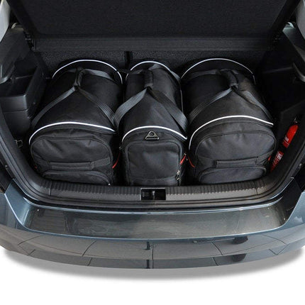 Kjust Kjust Reistassenset voor Skoda Fabia 5-deurs 2014-2021 - Set van 3 Tassen met 2 Roltassen en 1 Vliegtuigtas Harvest Automotive 1