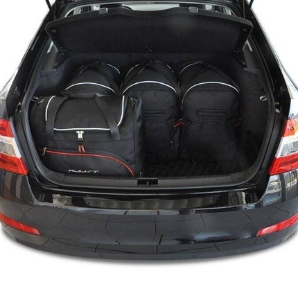 Kjust Kjust Reistassenset voor Skoda Octavia 5-deurs 2013-2020 - Set van 5 Tassen met 3 Roltassen en 2 Sporttassen Harvest Automotive 2