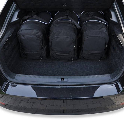 Kjust Kjust Reistassenset voor Skoda Superb 5-deurs hatchback 2019-2024 - Set van 5 Tassen met 3 Roltassen en 2 Sporttassen Harvest Automotive 6