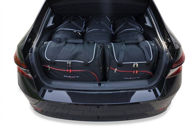 Kjust Kjust Reistassenset voor Skoda Superb 5-deurs hatchback 2019-2024 - Set van 5 Tassen met 3 Roltassen en 2 Vliegtuigtassen Harvest Automotive 1