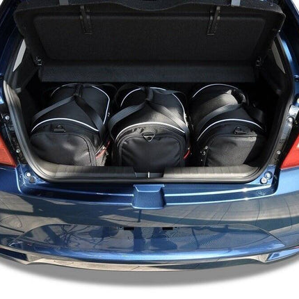 Kjust Kjust Reistassenset voor Suzuki Baleno 5-deurs vanaf 2016 - Set van 3 Tassen met 3 Sporttassen Harvest Automotive 1