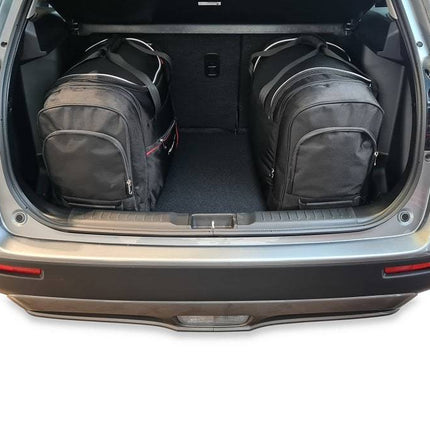 Kjust Kjust Reistassenset voor Suzuki Vitara 5-deurs 2015-2024 - Set van 3 Tassen met 3 Roltassen Harvest Automotive 2
