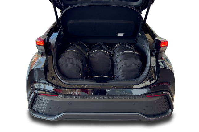Kjust Kjust Reistassenset voor Toyota C-HR 2016-2024 - Set van 4 Tassen met 2 Roltassen en 2 Sporttassen Harvest Automotive 2