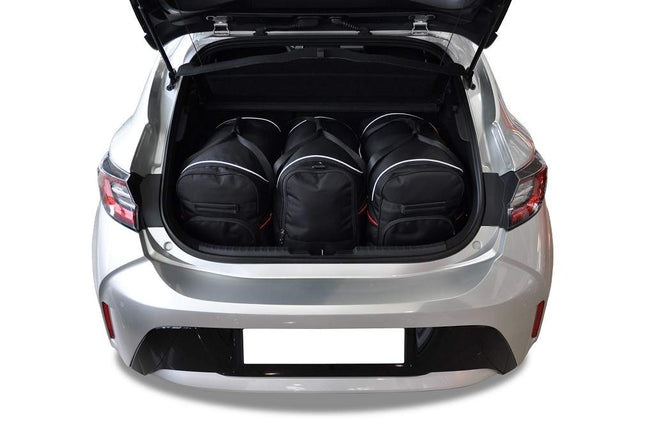 Kjust Kjust Reistassenset voor Toyota Corolla 5-deurs vanaf 2019 - Set van 3 Tassen met 2 Roltassen en 1 Sporttas Harvest Automotive 1