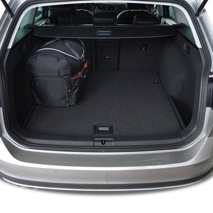 Kjust Kjust Reistassenset voor Volkswagen Golf stationwagen 2013-2020 - Set van 5 Tassen met 3 Roltassen en 2 Sporttassen Harvest Automotive 5