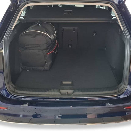 Kjust Kjust Reistassenset voor Volkswagen Golf stationwagen vanaf 2020 - Set van 5 Tassen met 3 Roltassen en 2 Sporttassen Harvest Automotive 5
