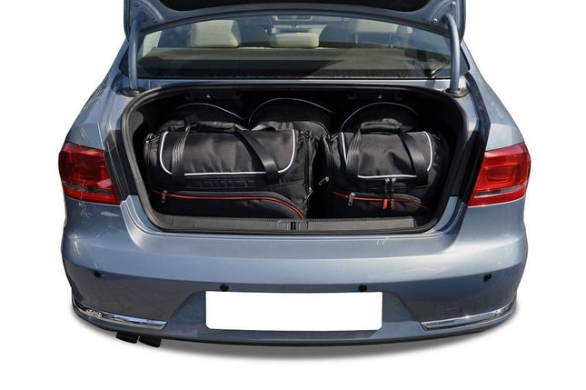 Kjust Kjust Reistassenset voor Volkswagen Passat Sedan 2011-2014 - Set van 5 Tassen met 3 Roltassen en 2 Vliegtuigtassen Harvest Automotive 1
