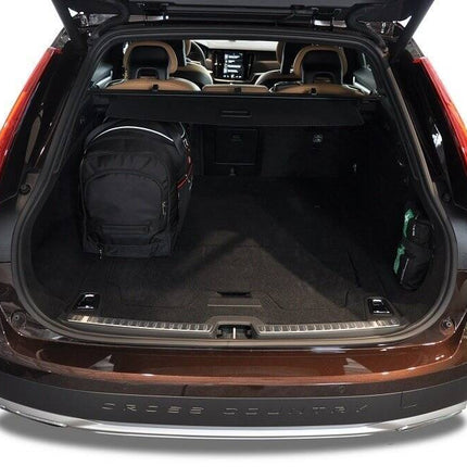 Kjust Kjust Reistassenset voor Volvo V90 Cross Country 2017-2022 - Set van 5 Tassen met 3 Roltassen en 2 Vliegtuigtassen Harvest Automotive 5