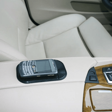 Multi Functionele Anti - Slipmat Plakmat Dashboard Telefoonhouder Zwart 8x14cm - VCTparts.nl