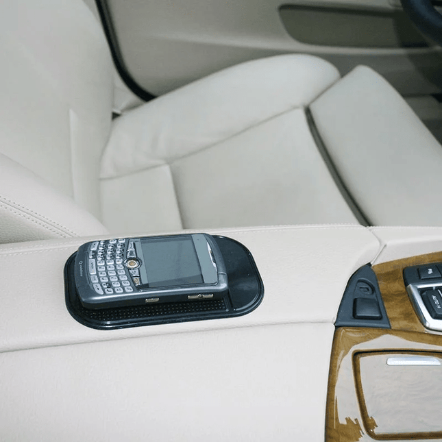 Multi Functionele Anti - Slipmat Plakmat Dashboard Telefoonhouder Zwart 8x14cm - VCTparts.nl