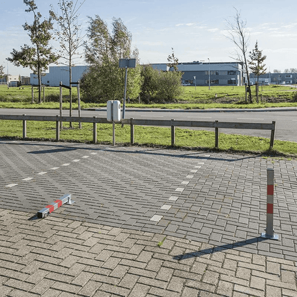 VCTparts Parkeerpaal met slot [Parkeerplaatsbeveiliging - Neerklapbare antiparkeerpaal] NORGOS 5