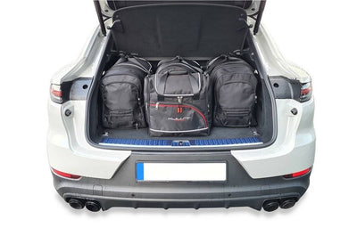 Kjust Reistassenset voor Porsche Cayenne coup�� vanaf 2019 - Set van 4 Tassen met 3 Roltassen en 1 Vliegtuigtas