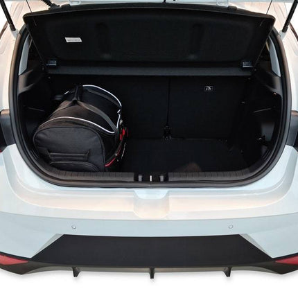 Kjust Reistassenset voor Hyundai i20 5-deurs vanaf 2020 - Set van 3 Tassen met 2 Roltassen en 1 Vliegtuigtas
