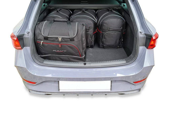 Kjust Reistassenset voor Cupra Leon stationwagen vanaf 2020 - Set van 5 Tassen met 3 Roltassen en 2 Sporttassen
