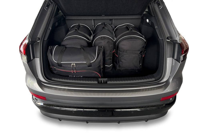 Kjust Reistassenset voor Audi Q4 e-tron vanaf 2021 - Set van 5 Tassen met 2 Roltassen 1 Sporttas en 2 Vliegtuigtassen