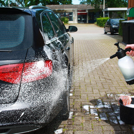 Professionele Handmatige Foam Spuit Drukschuimer Pomp met Sproeikoppen voor Detailing (2 Liter) - VCTparts.nl