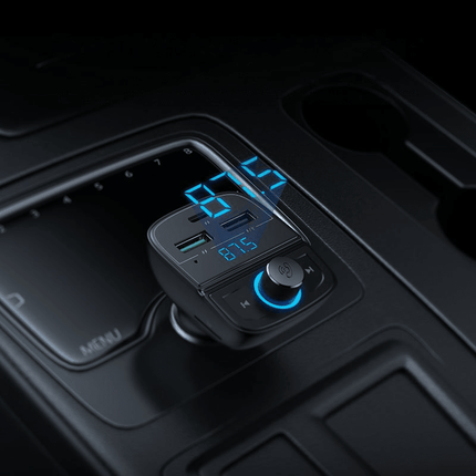 UGREEN UGREEN Bluetooth 5.0 Muziek FM Transmitter en 1x USB - C & 2x USB - A Dubbele USB Poort Autolader Zwart Hurtel 4